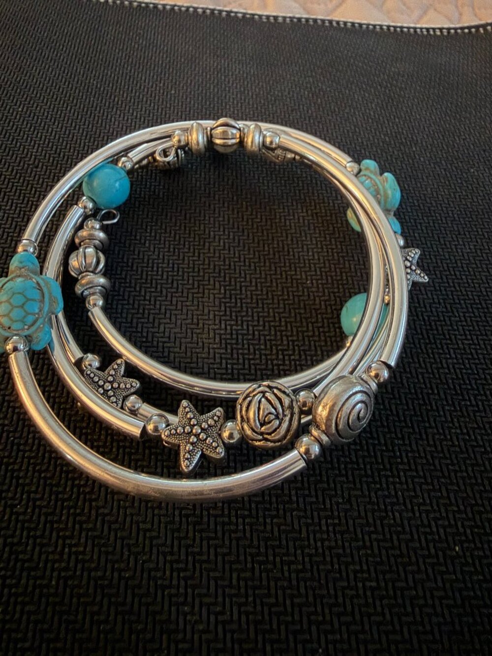 Turquoise Silver Tone Memory Wire Wrap Bracelet Turtle Starfish Beach Boho